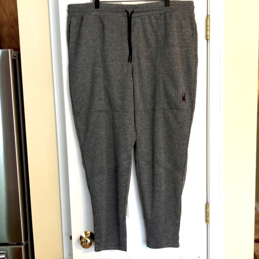New Men’s Spyder active pants.  Size XXL.  Gray.